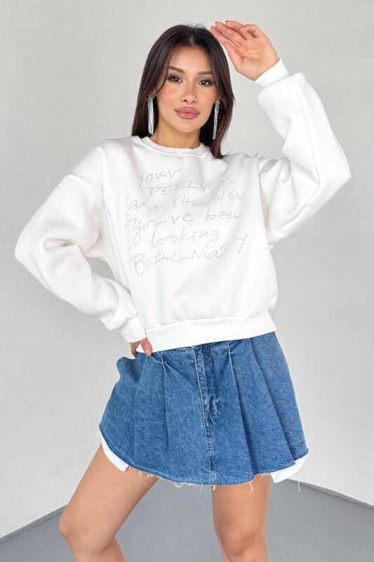 SWT-233 Beyaz El Yazısı Taş İşlemeli Sweatshirt - 1