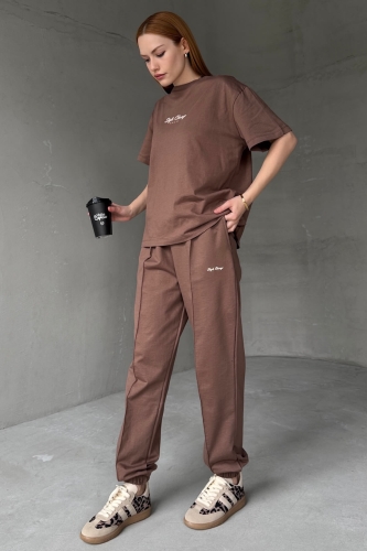 TKM-0051 Kahverengi Style Change Yazılı Tişört Paça Lastikli Pantolon İkili Takım 