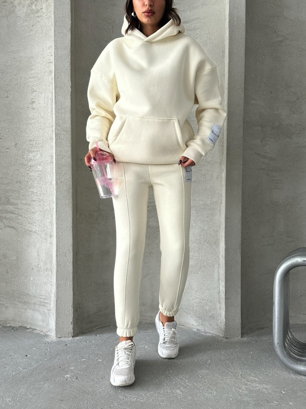 TKM-03637 Krem Rengi Etiket Detaylı Kapüşonlu Sweatshirt Çimalı Eşofman Üç İplik Şardonlu İkili Takım - 3