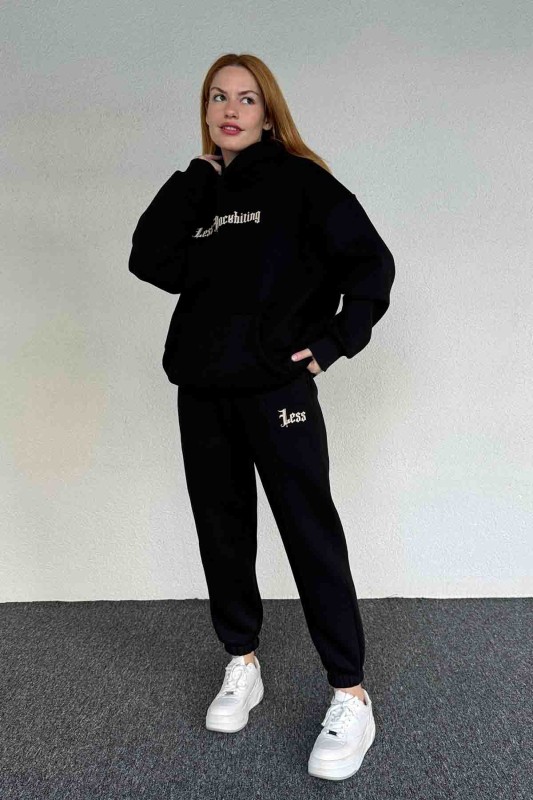 TKM-03643 Siyah Less Kabartma Yazı Baskılı Kapüşonlu Sweatshirt Jogger Üç İplik Şardonlu İkili Takım - 1