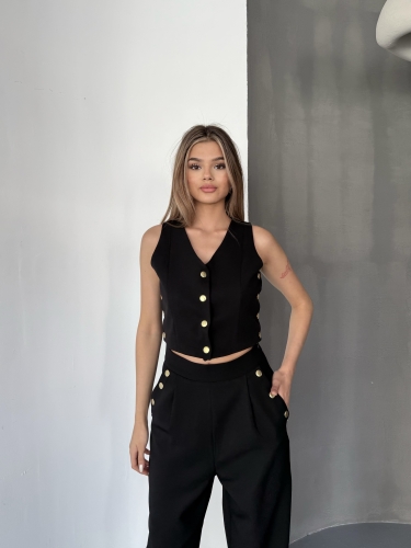 TKM-03674 Siyah Çıtçıt Detaylı Atlas Kumaş Yelek Havuç Model Pantolon İkili Takım 