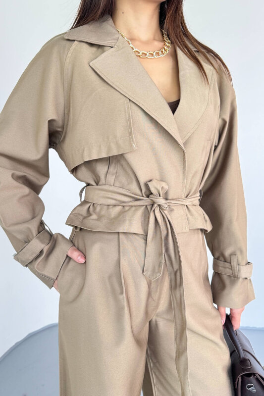 TKM-13337 Vizon Yumuşak Dokulu Gabardin Kuşaklı Crop Trençkot & Pantolon İkili Takım - 4