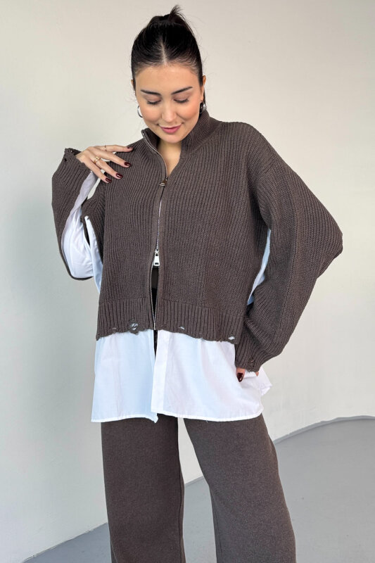 TKM-13347 Kahverengi Poplin Gömlek Detaylı Eskitme Görünümlü Triko Takım - 3
