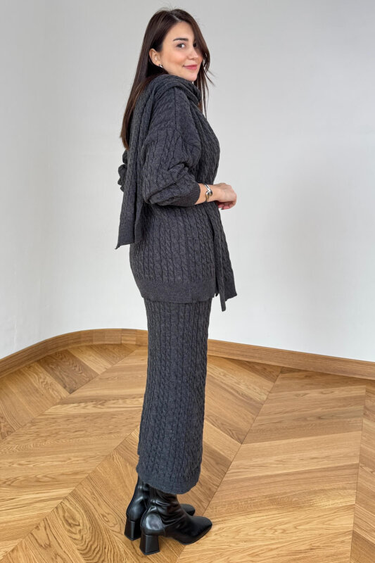 TKM-13356 Antrasit Saç Örgülü Şallı Etekli Üçlü Oversize Triko Takım - 3