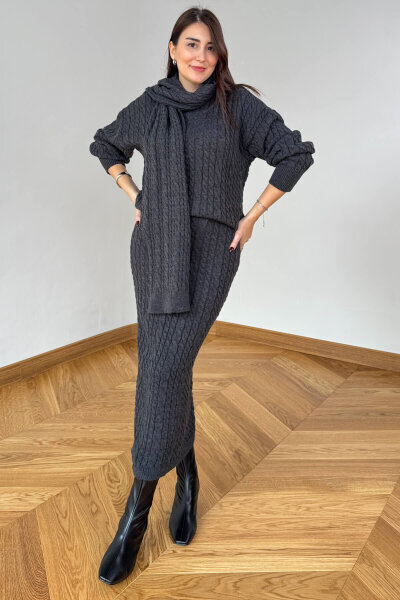 TKM-13356 Antrasit Saç Örgülü Şallı Etekli Üçlü Oversize Triko Takım - 4