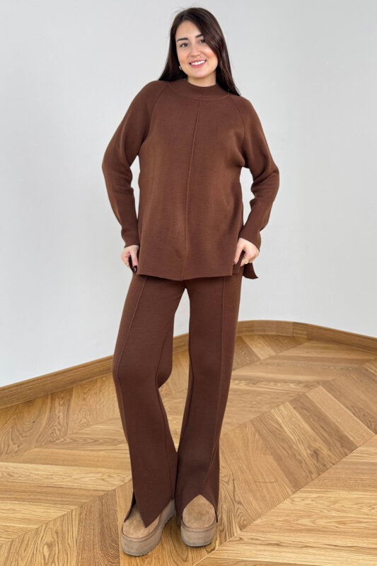 TKM-13359 Kahverengi Yarım Balıkçı Çelik Örme Triko Takım - 1
