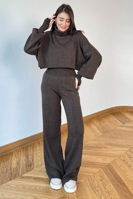 TKM-13361 Acı Kahve Çelik Örme Parmak Geçirmeli Balıkçı Yaka İkili Takım - 1