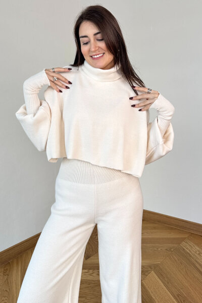 TKM-13361 Krem Çelik Örme Parmak Geçirmeli Balıkçı Yaka İkili Takım - Cappmoda (1)