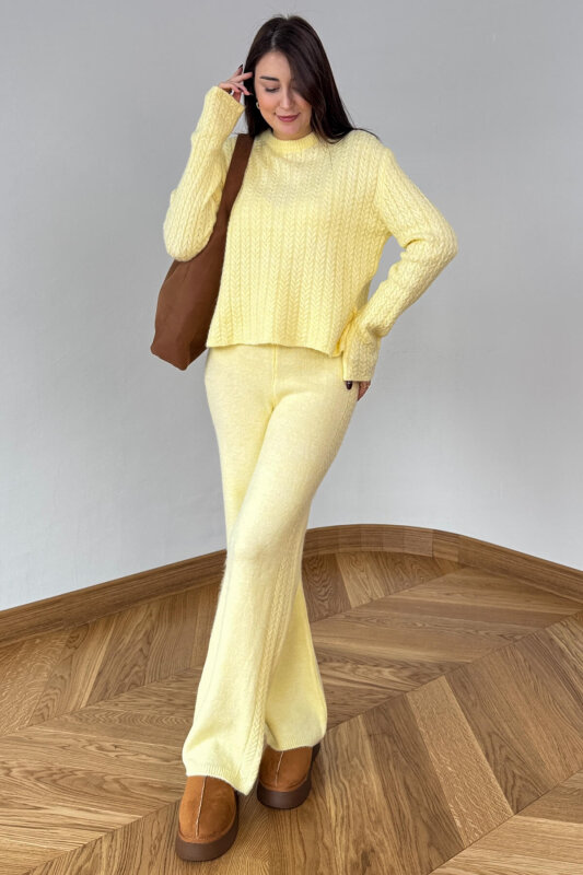 TKM-2528 Sarı Örgü Desenli Tiftikli Yumoş Triko Takım - 1