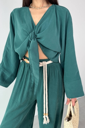 TKM-51140 Zümrüt Yeşili Önden Bağlamalı Bluz Kemerli Şalvar Pantolon İkili Takım - 3