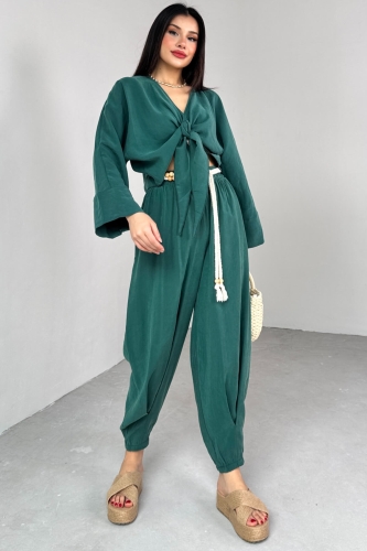 TKM-51140 Zümrüt Yeşili Önden Bağlamalı Bluz Kemerli Şalvar Pantolon İkili Takım - 7