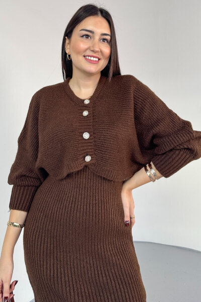 TKM-9049 Kahverengi Yumoş Dokulu Düğmeli Hırkal & Elbise İkili Triko Takım - 4