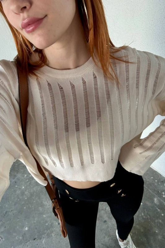 TRK-05305 Krem Transparan Detaylı Crop Triko Bluz - 4