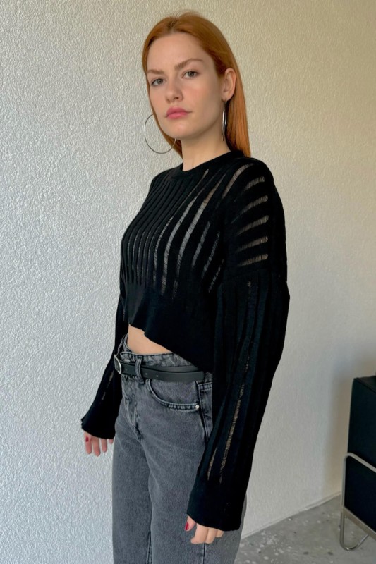 TRK-05305 Siyah Transparan Detaylı Crop Triko Bluz - 3