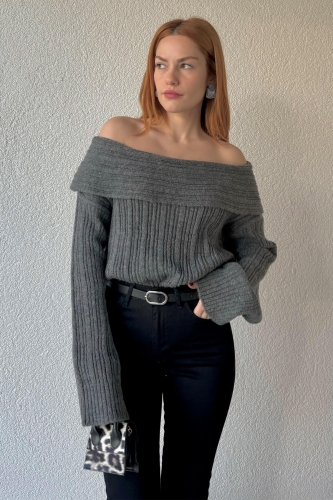 TRK-05306 Gri Şal Yaka Salaş Crop Triko Bluz - 2