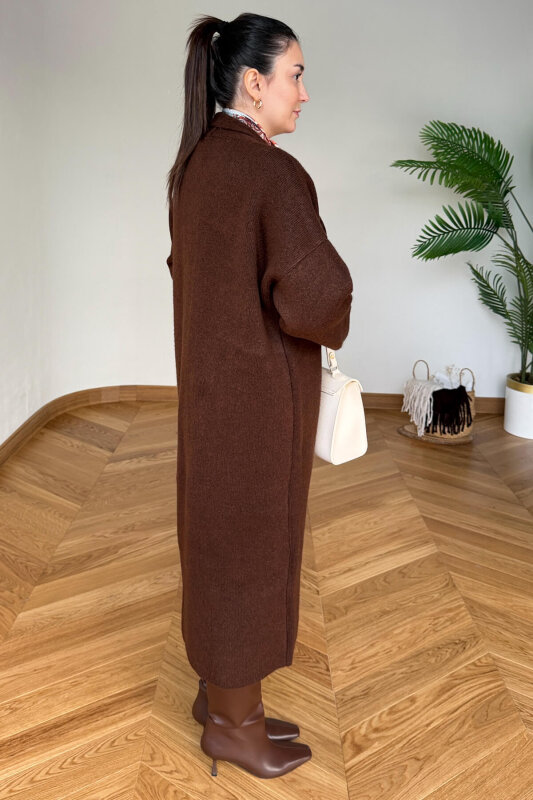 TRK-2000 Kahverengi Kalın Dokulu Uzun Triko Hırka - 2