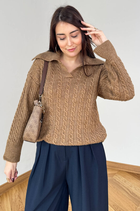 TRK-2510 Vizon Geniş Polo Yaka Saç Örgü Desen Oversize Triko Kazak - 1