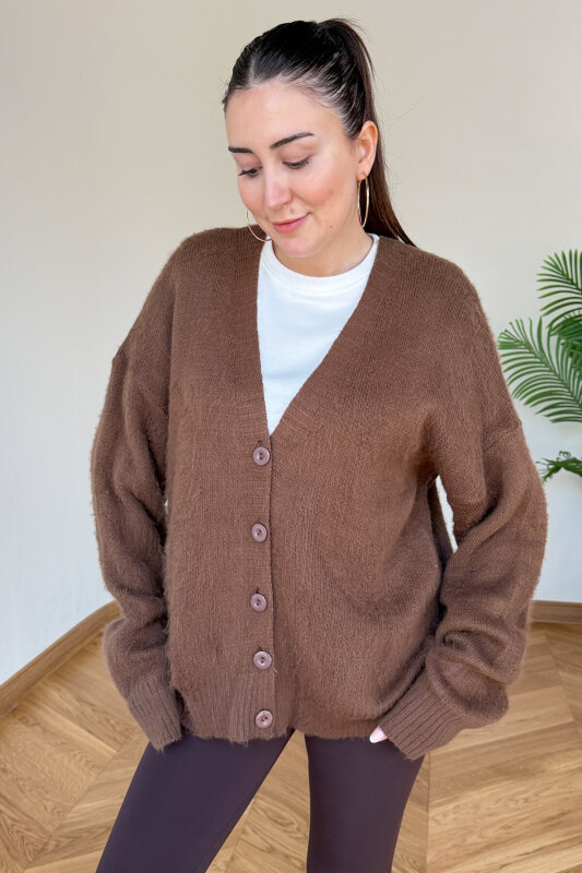 TRK-2779 Sütlü Kahve Oversize Sakallı V Yaka Düğmeli Hırka - 5