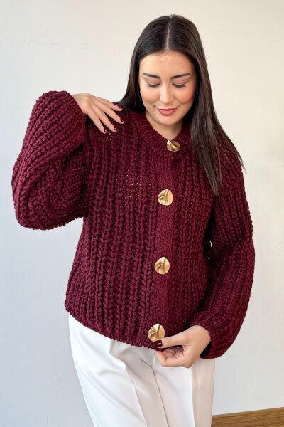TRK-3086 Bordo Kalın Örgü Kumaş Gold Düğmeli Oversize Hırka 