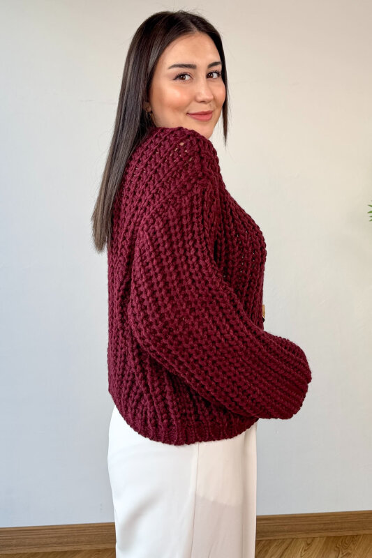 TRK-3086 Bordo Kalın Örgü Kumaş Gold Düğmeli Oversize Hırka - 3