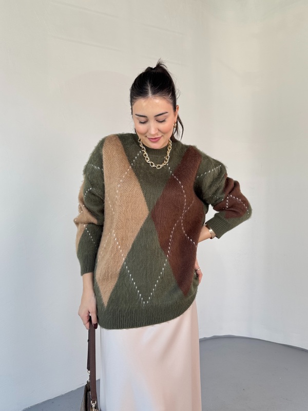 TRK-3544 Haki Renk Bloklu Sakallı Oversize Triko Kazak - 3