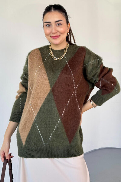 TRK-3544 Haki Renk Bloklu Sakallı Oversize Triko Kazak - Cappmoda (1)