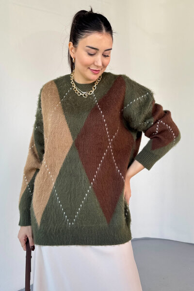 TRK-3544 Haki Renk Bloklu Sakallı Oversize Triko Kazak 