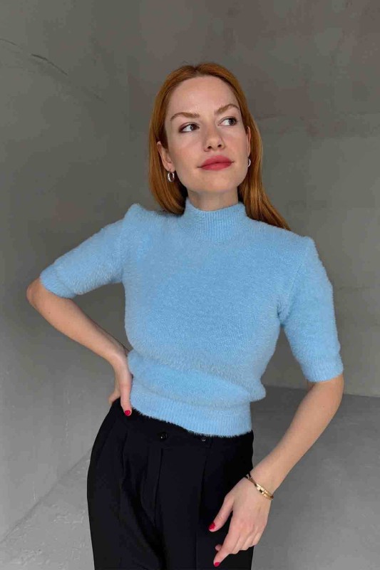 TRK-4233 Bebe Mavi Dik Yaka Yarım Kol Yumoş Triko Bluz - 1