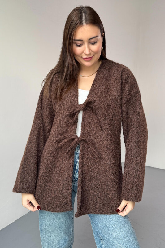 TRK-5316 Kahverengi Sakallı Kırçıllı Bağlama Detaylı Oversize Hırka - 2