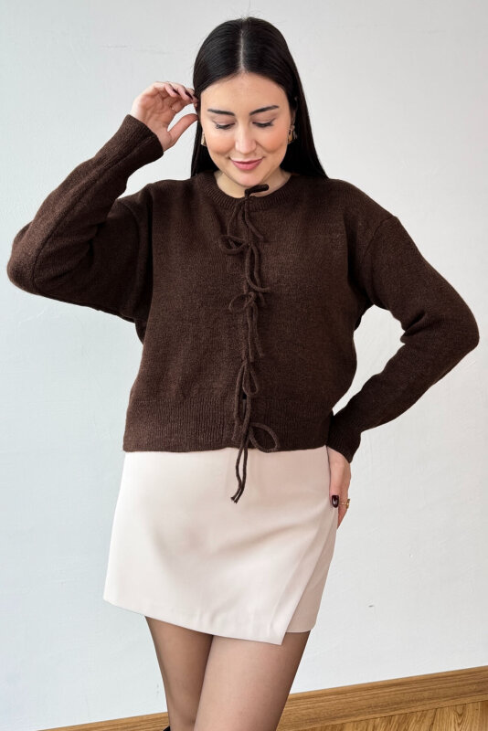 TRK-5318 Acı Kahve Önden Bağlamalı Salaş Triko Hırka - 1