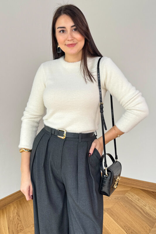 TRK-5321 Ekru Yumoş Sakallı Yuvarlak Yaka Triko Kazak - 2