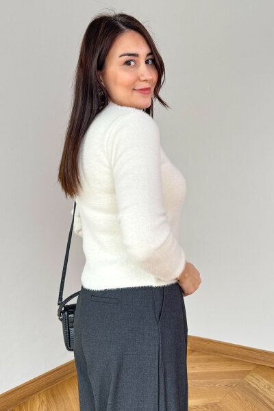 TRK-5321 Ekru Yumoş Sakallı Yuvarlak Yaka Triko Kazak - 3