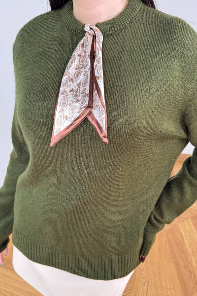 TRK-5323 Haki Fular Detaylı Oversize Salaş Triko Kazak - 5