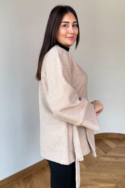 TRK-7012 Krem Buklet Dokulu Bağlamalı Hırka - 4