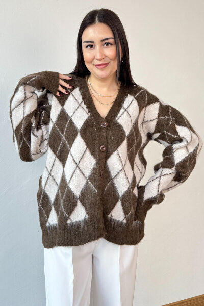 TRK-8182 Kahve-Ekru Kırçıllı Triko Baklava Desen Oversize Hırka - 2