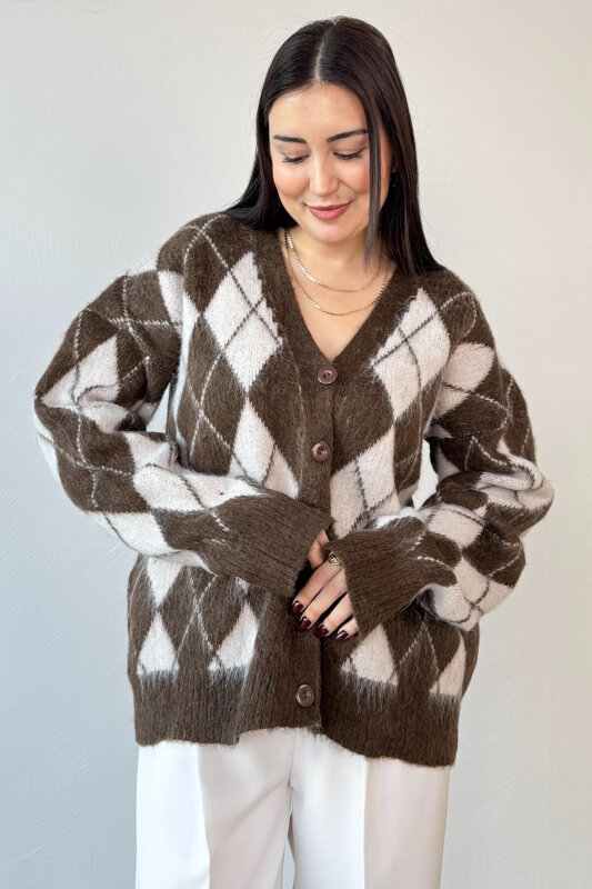 TRK-8182 Kahve-Ekru Kırçıllı Triko Baklava Desen Oversize Hırka - 6