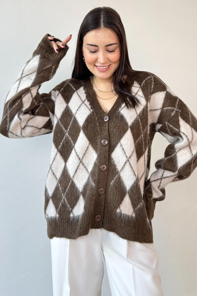TRK-8182 Kahve-Ekru Kırçıllı Triko Baklava Desen Oversize Hırka - 1