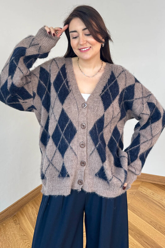 TRK-8182 Kahve-Lacivert Kırçıllı Triko Baklava Desen Oversize Hırka - 3
