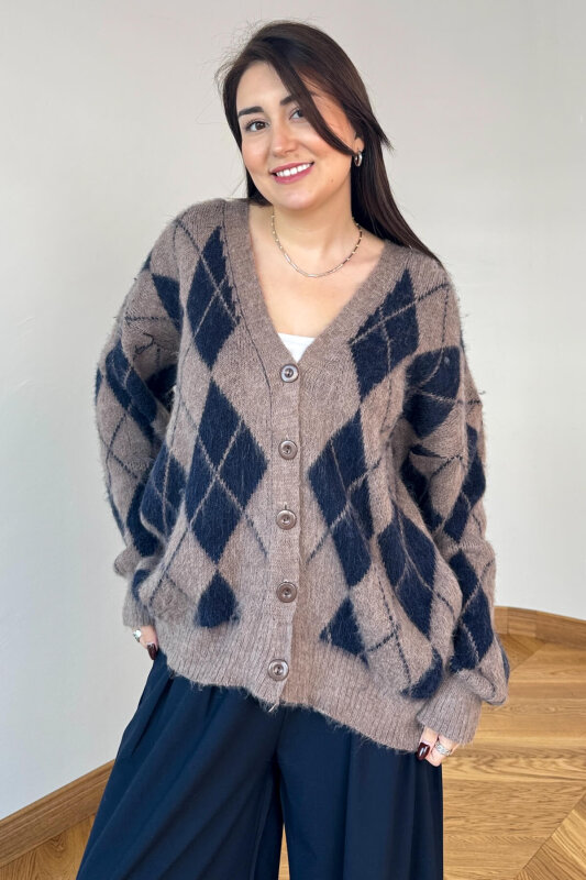 TRK-8182 Kahve-Lacivert Kırçıllı Triko Baklava Desen Oversize Hırka - 1
