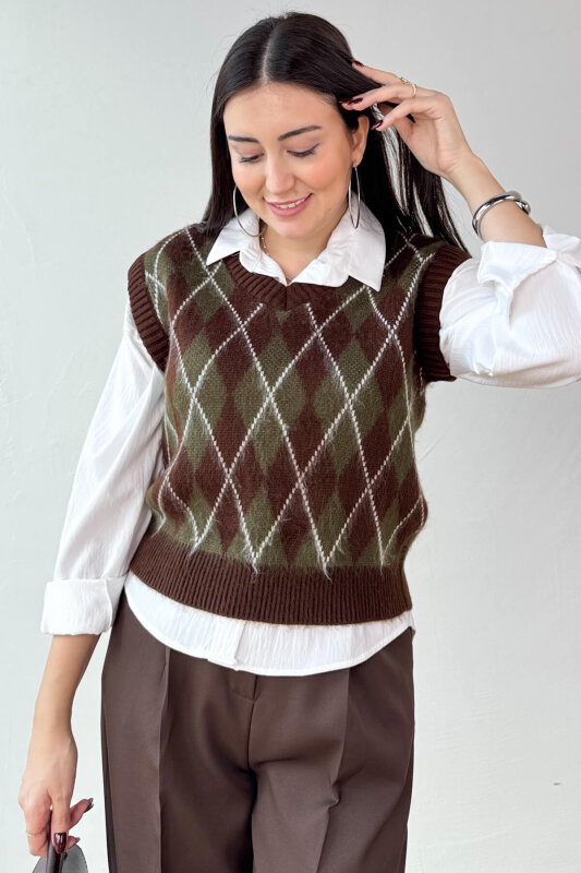 TRK-8183 Kahverengi Kırçıllı Triko Baklava Desen V Yaka Süveter - 4